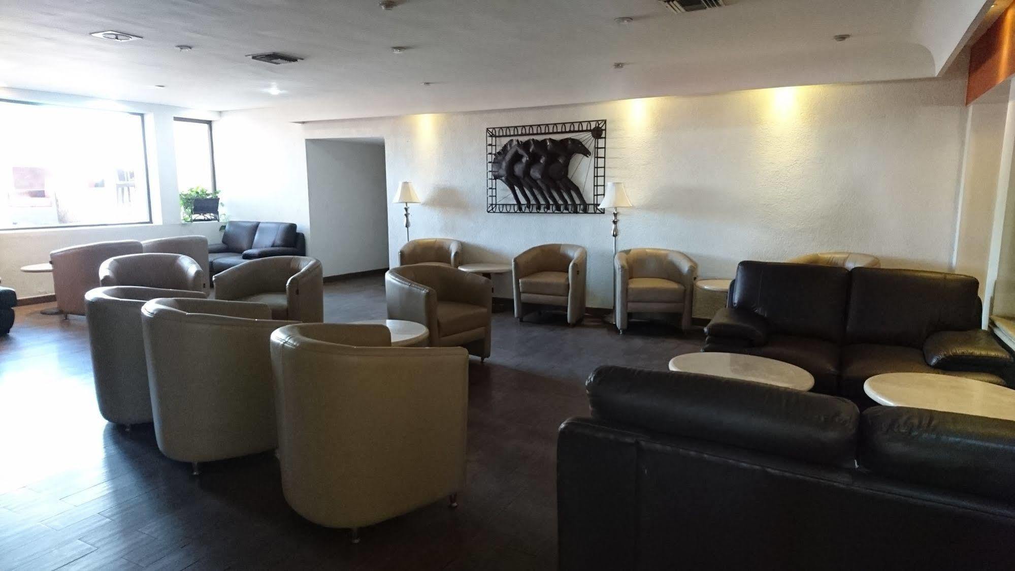 Hotel Gandara Hermosillo Exterior foto